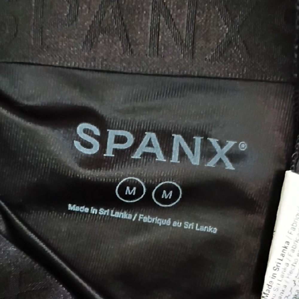 SPANX Women's  Black Sheer Control BoyShort Size M - Picture 2 of 7